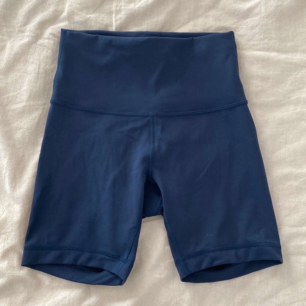 Wunder Train High-Rise Short 6”
